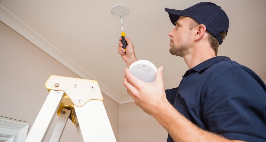 /corporate/images/SmokeDetectorS24.jpg
